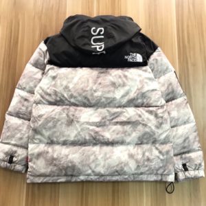 新品】ペーパーヌプシ Supreme ノースフェイス ヌプシダウン パーカーL 